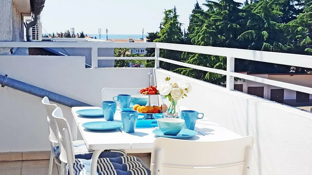 Deep Blue Apartment Poreč Croacia